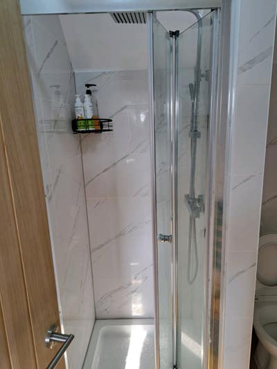  en-suite room to rent Main Photo