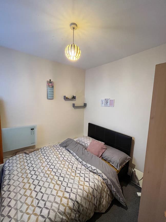 Cozy double bedroom  Main Photo