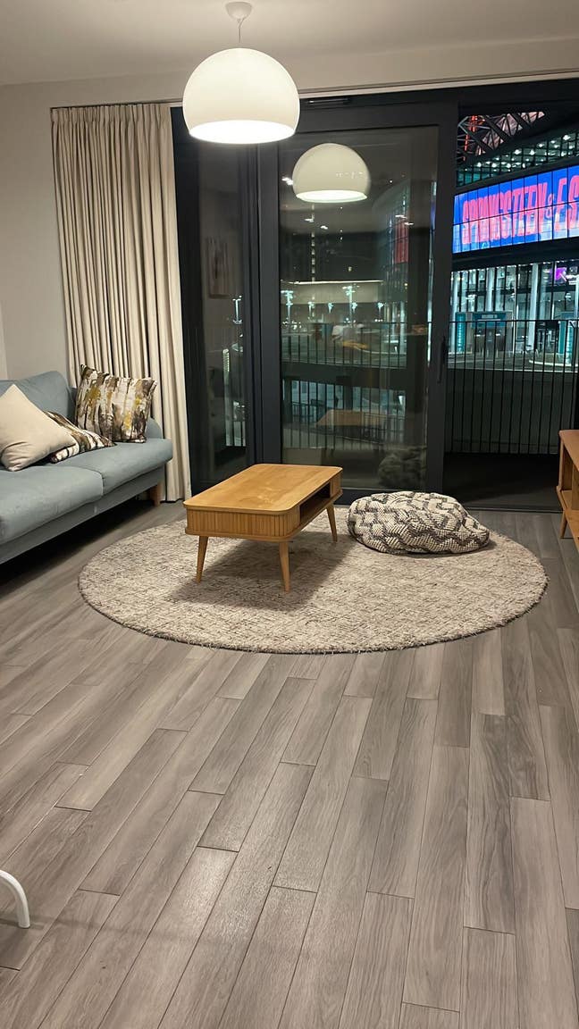 Spacious Room with Private Bathroom in Modern Wemb Main Photo
