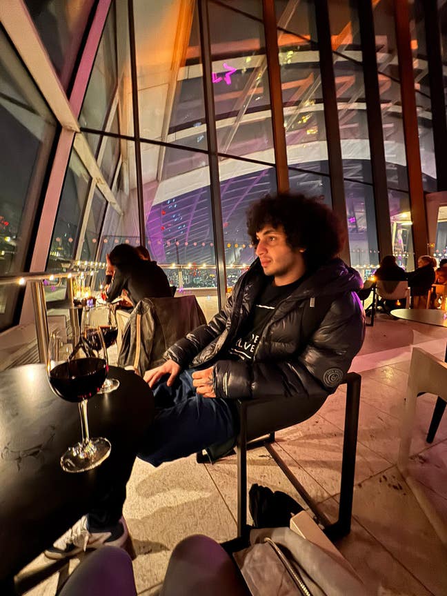 Looking for flatmate/ Room  Main Photo