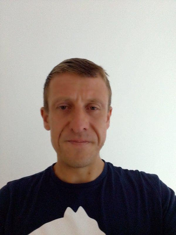 I am a professional male aged 43. I am lookin... Main Photo