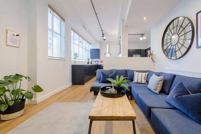 2 Rooms Available - 8 Bed Student Flat Main Photo
