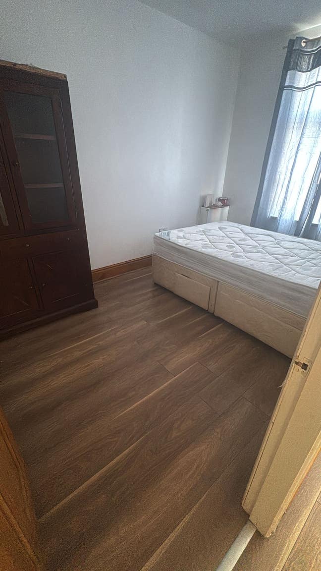 Room for rent Main Photo