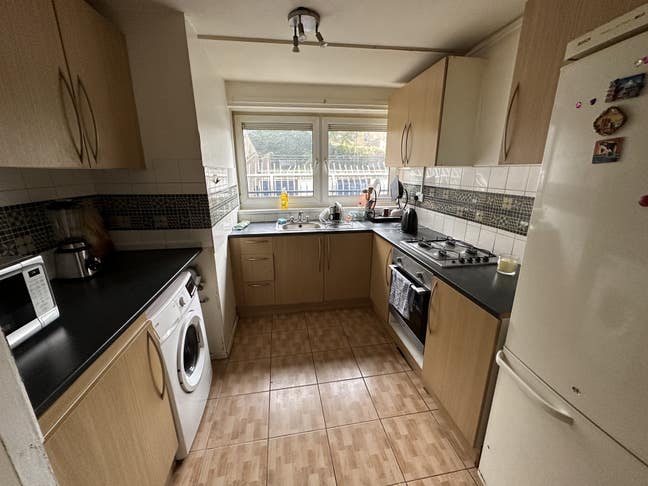 60h - Double room in Archway Main Photo
