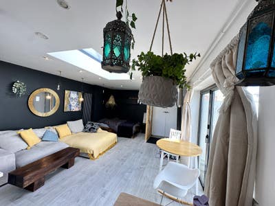 Seaside studio,15min to Brighton/ bills incl  Main Photo