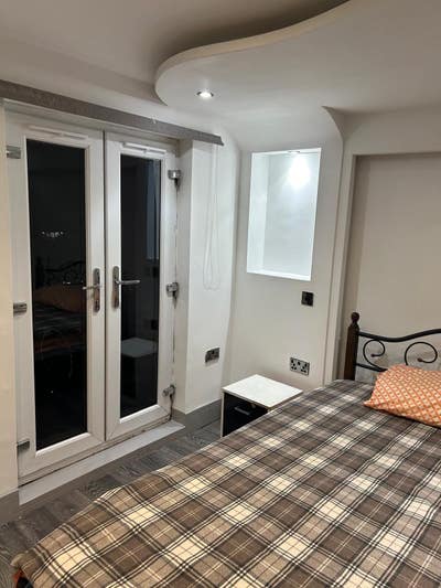 Brand New Studio In Leyton; Bills included. Main Photo