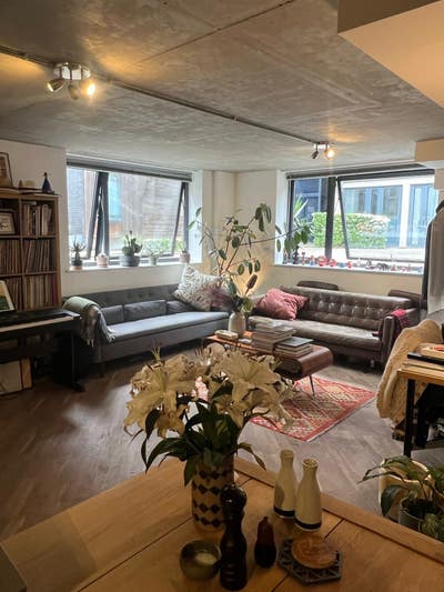 Double bedroom to rent in Dalston with en suite Main Photo