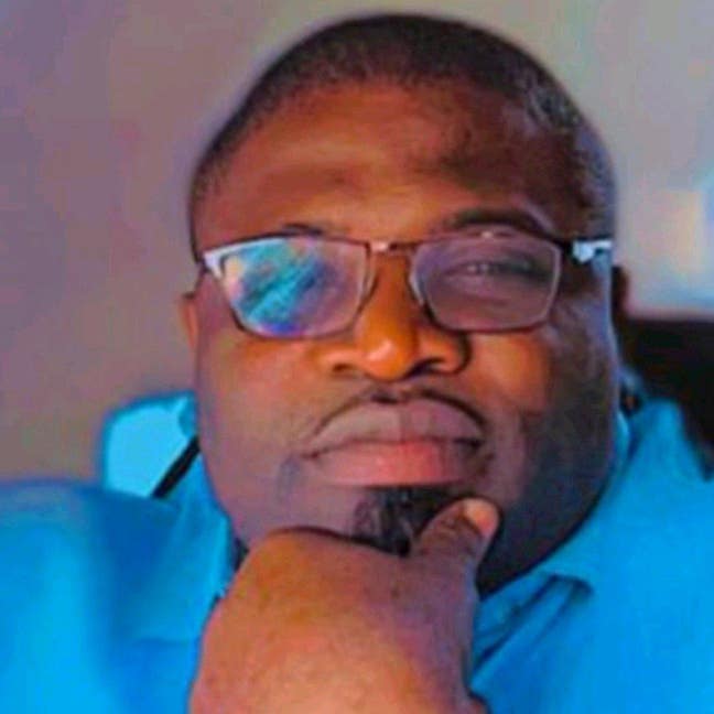 Professional Male seeks a single or double room Main Photo