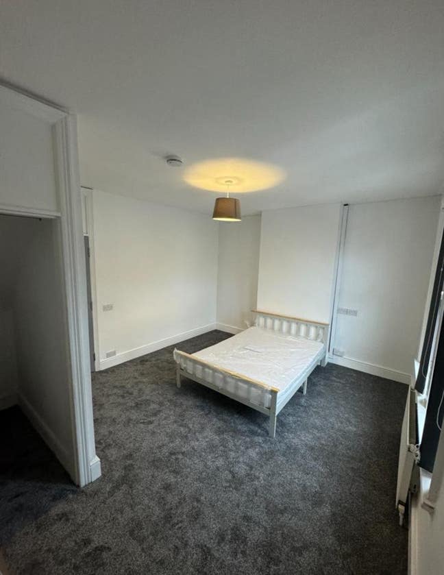 Luxury House Share (BRAND NEW)  Main Photo