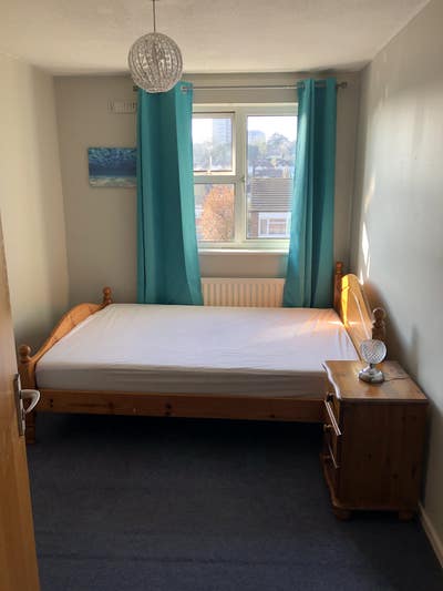 Sunny Double room in peaceful house Wandsworth  Main Photo