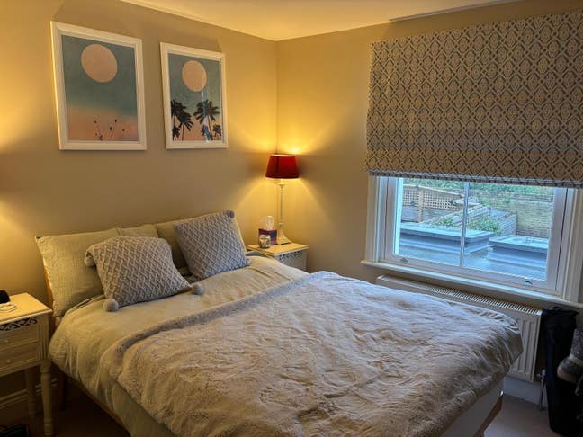 Double Room in Newly Renovated Flat!  Main Photo
