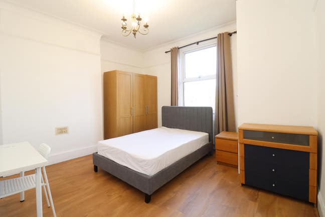 Room in Boston Manor – 2 Mins from Piccadilly Line Main Photo