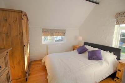 One bedroom Cottage Main Photo