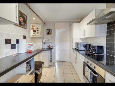 Stockwell double room x 2 ,  short term sublet Main Photo