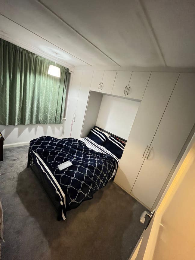 Double room available for students,boys, couples. Main Photo