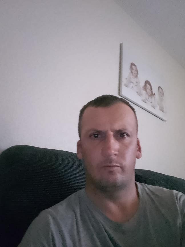 Looking for place to live Main Photo