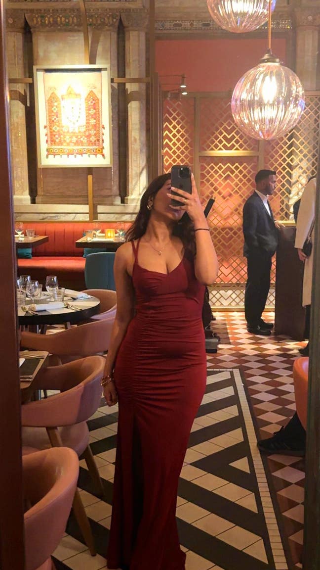 2 rooms sought by 2 females Main Photo