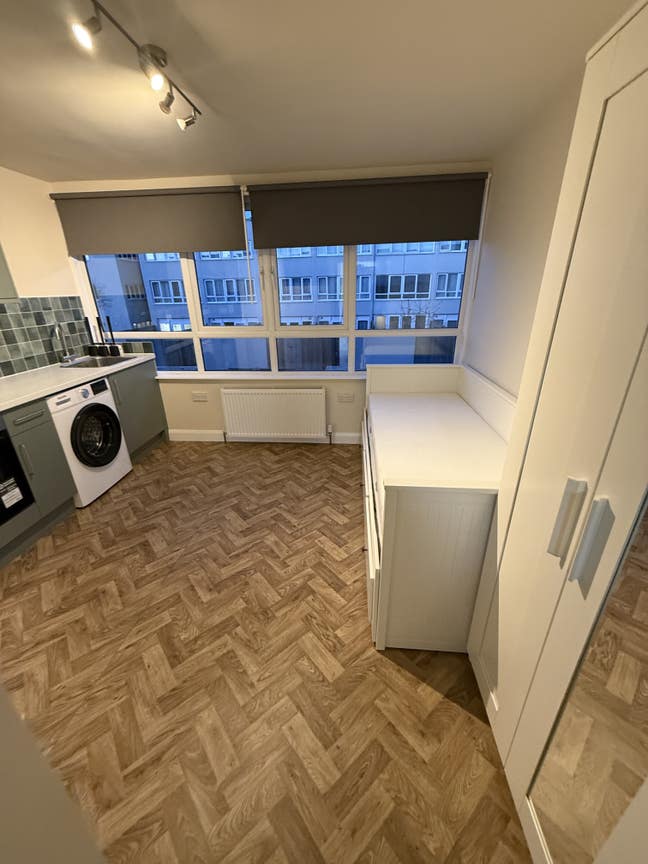 Modern Studios  Main Photo