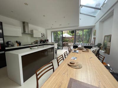 Fantastic double size room with roof terrace Main Photo