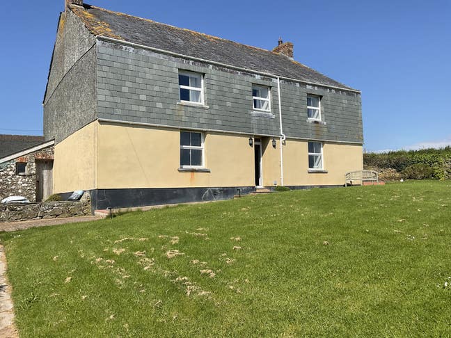Large 4 bedroom farmhouse Main Photo