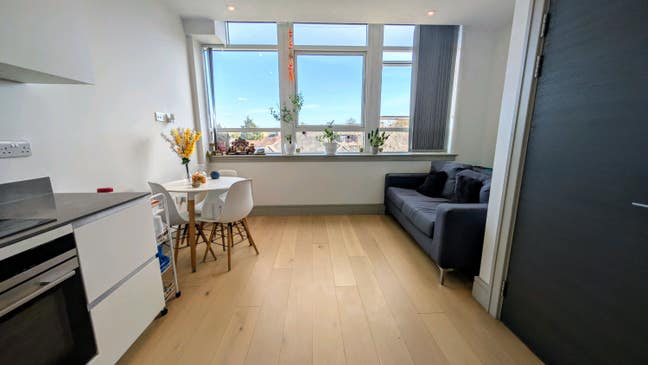 All bills included - 1 Double Bedroom available  Main Photo