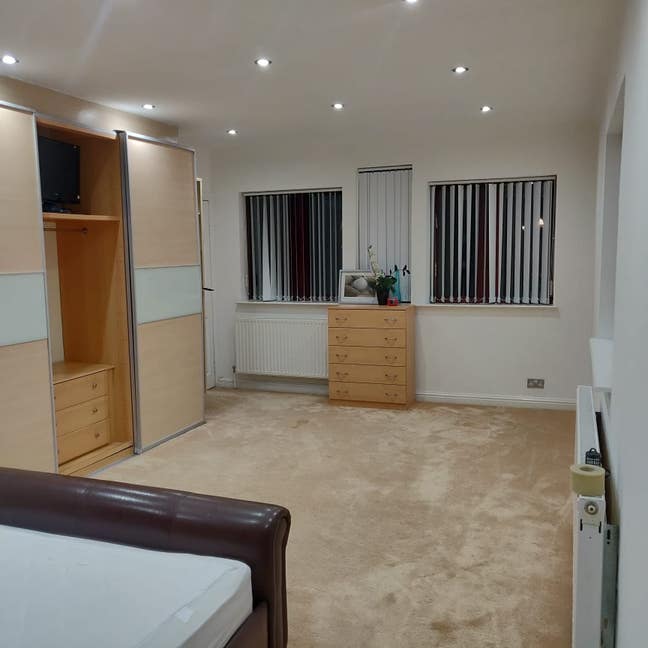  Lindley -ExtraLrge Ensuite  Room  £595pcm Main Photo