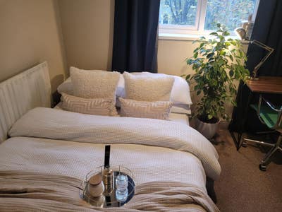 2 Rooms to Rent Together - £900 All Inc. Main Photo
