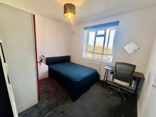 LGBT Friendly Double Room Streatham Main Photo