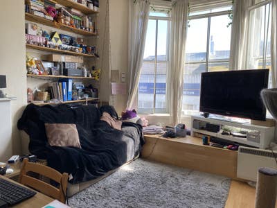 Bright Large 1 Bedroom Flat on Lewes Road Main Photo