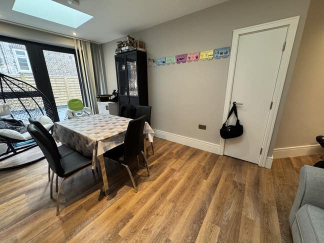 2 Bed luxury flat NW11 Main Photo
