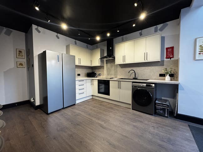  a En Suite Double Room on Prospect View ! Main Photo