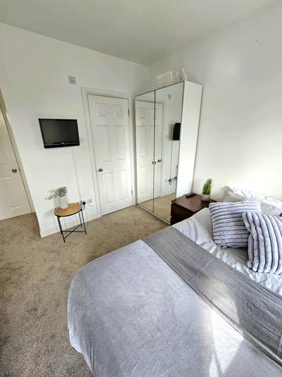 Canada Water Large double Ensuite mid Oct!  Main Photo