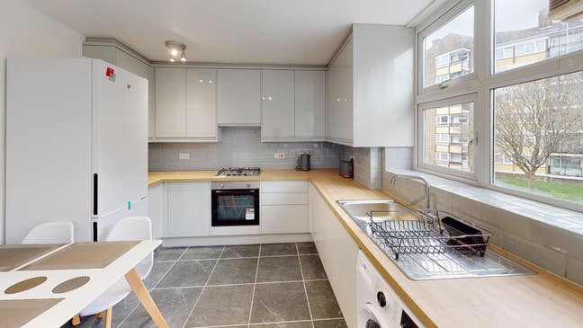 Double Room Available - Clapham Junction Main Photo