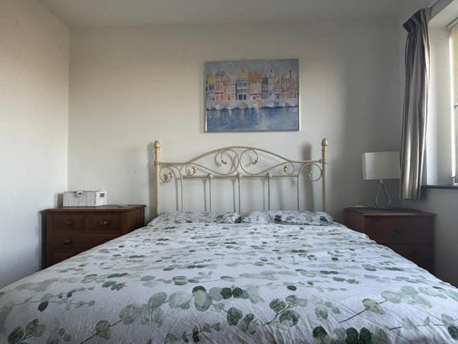 1st Nov double bed room in a full furnished house Main Photo