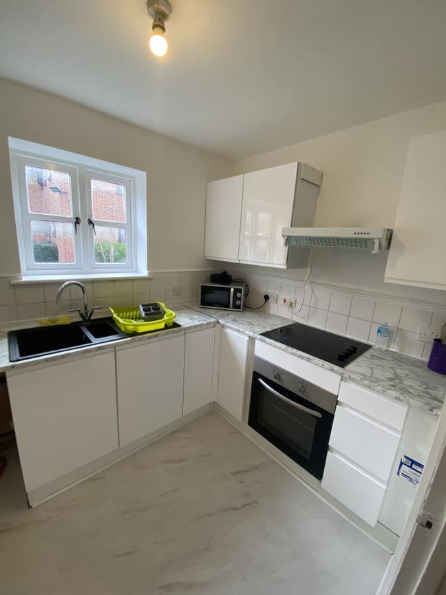 New 3 Bed House, Easy References  Main Photo