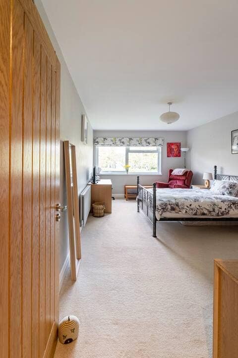 Large Double room for one person for rent Main Photo