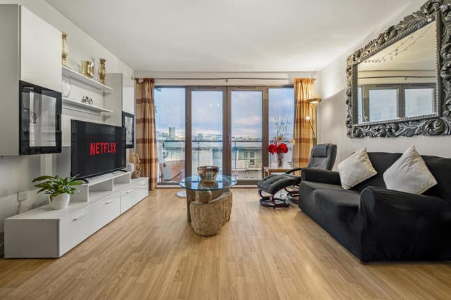 Penthouse Apartment with Parking. Main Photo