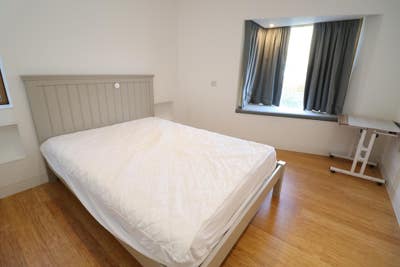 Amazing Double Room!- Massive Living Room !!!Avail Main Photo
