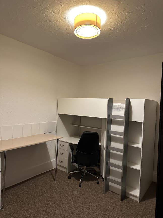 Studio £700 inc bills Main Photo