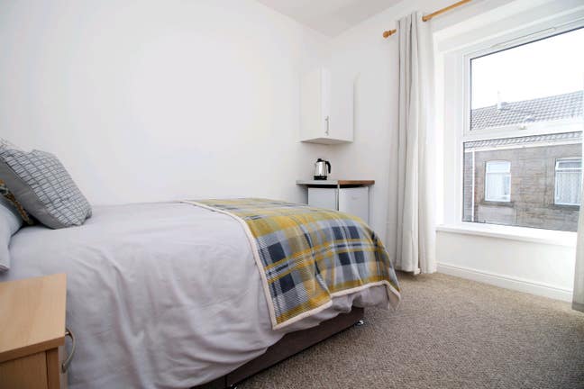 Comfortable, spacious and homely room available  Main Photo