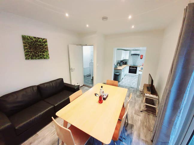 A Perfectly Located Room Available Now Main Photo