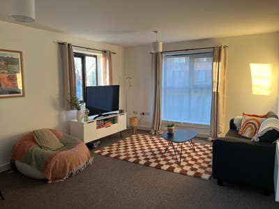 One double room available in Salford  Main Photo