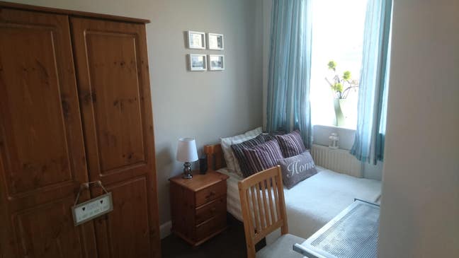 Cosy Single Room Available 18th December  Main Photo