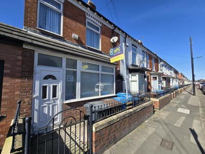 🏡 HU3 Doubles 🏙️ All Bills Paid + WiFi Main Photo