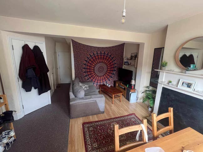 Looking for a new tenant in central Brighton Main Photo