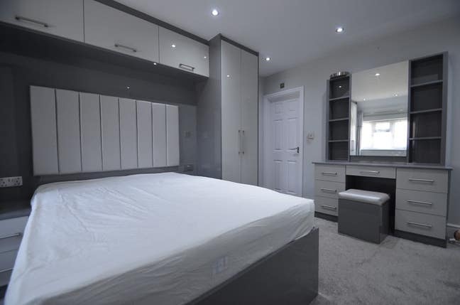 Newly Refurbished Shared House Main Photo