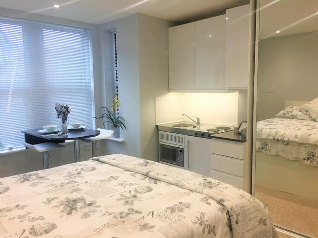 All Bills Included Luxurious Double Room Main Photo