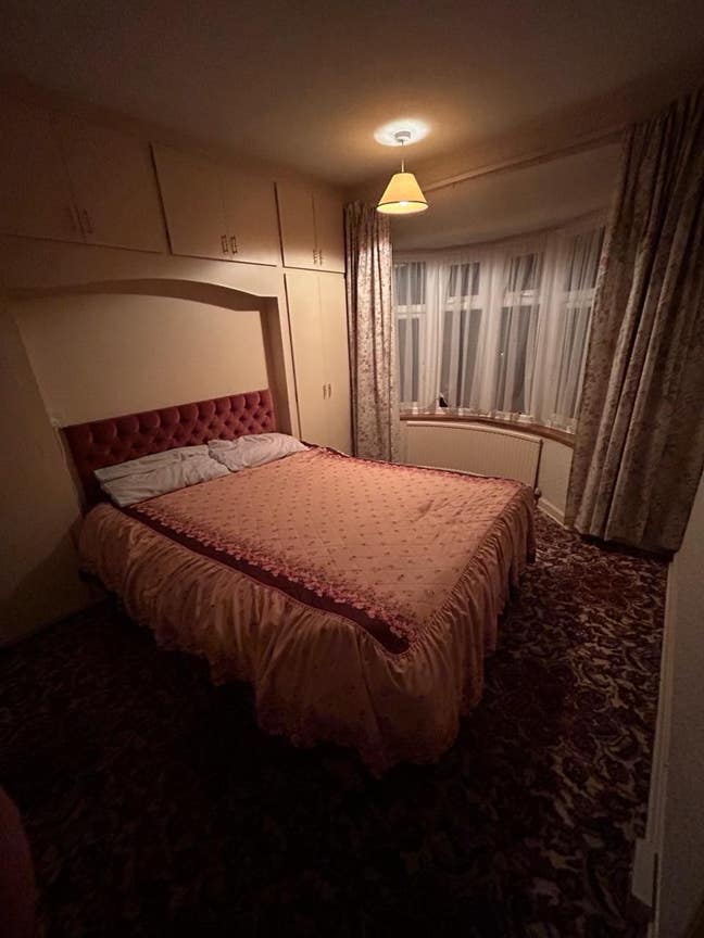 Double Room Available in 3 Bedroom Shared House,  Main Photo
