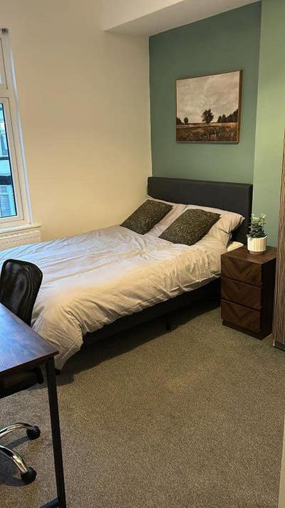 Brand new En-suite rooms at 9 Lawrence Street Main Photo