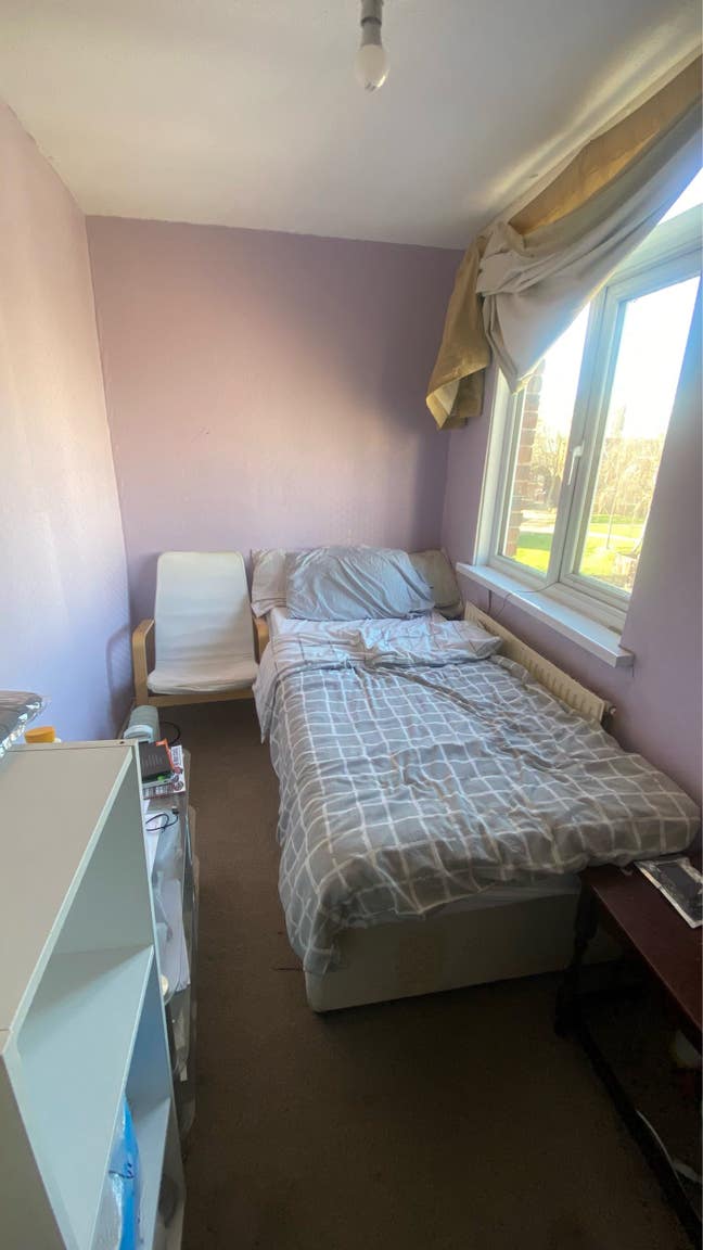 Single Room, Thamesmead  Main Photo